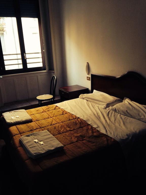 Hotel Medea Mediolan Pokój zdjęcie